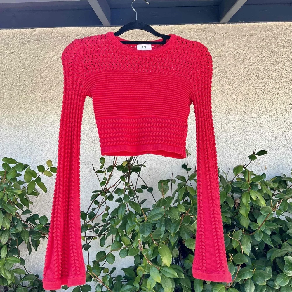 LPA Long Sleeve Knit Crop Top 242 in Red Size XS NWOT - Picture 2 of 7